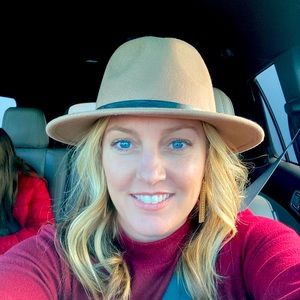 Meet your Posher, Kerri